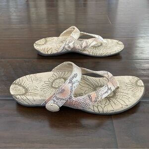 Orthaheel Women's Floral Pattern Adjustable Strap Sandal Size 10